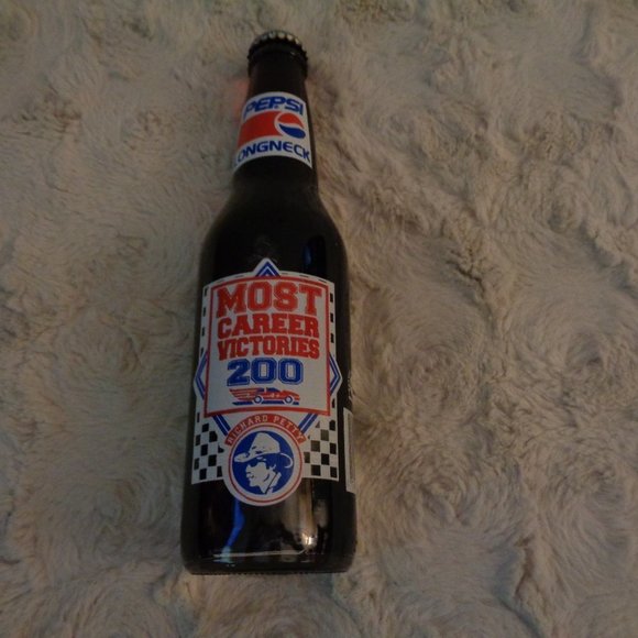 VINTAGE Richard Petty Pepsi Bottle Collectible - Picture 1 of 4
